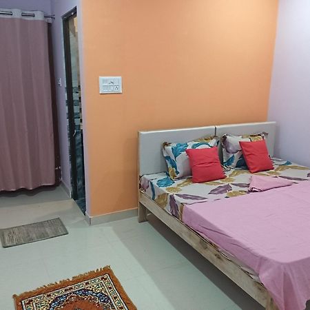 Kedar Guest House Ayodhya Extérieur photo